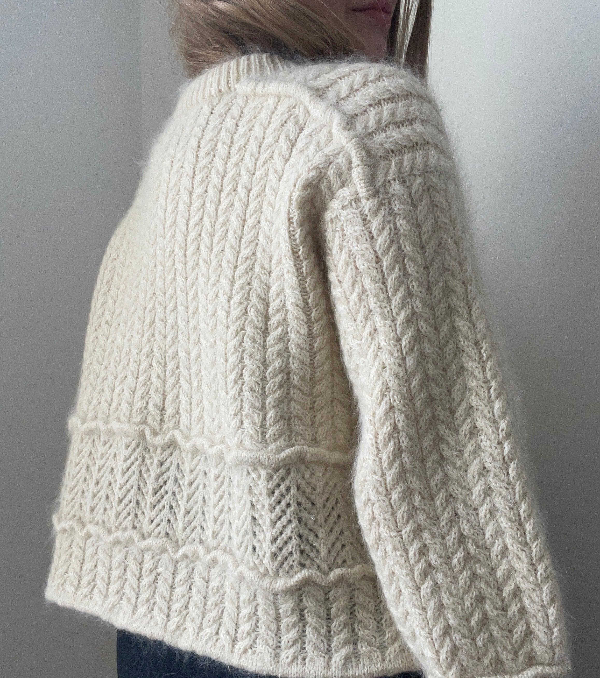 Sarang Sweater by Aegyo Knit - Image 3