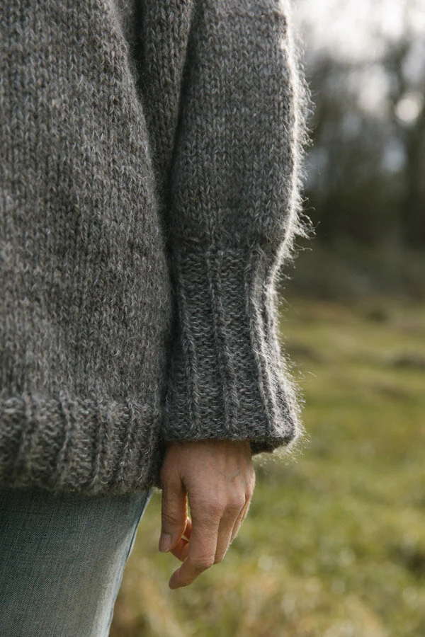 Biches & Bûches no. 6 - Amanda Sweater kit tricot - Image 10
