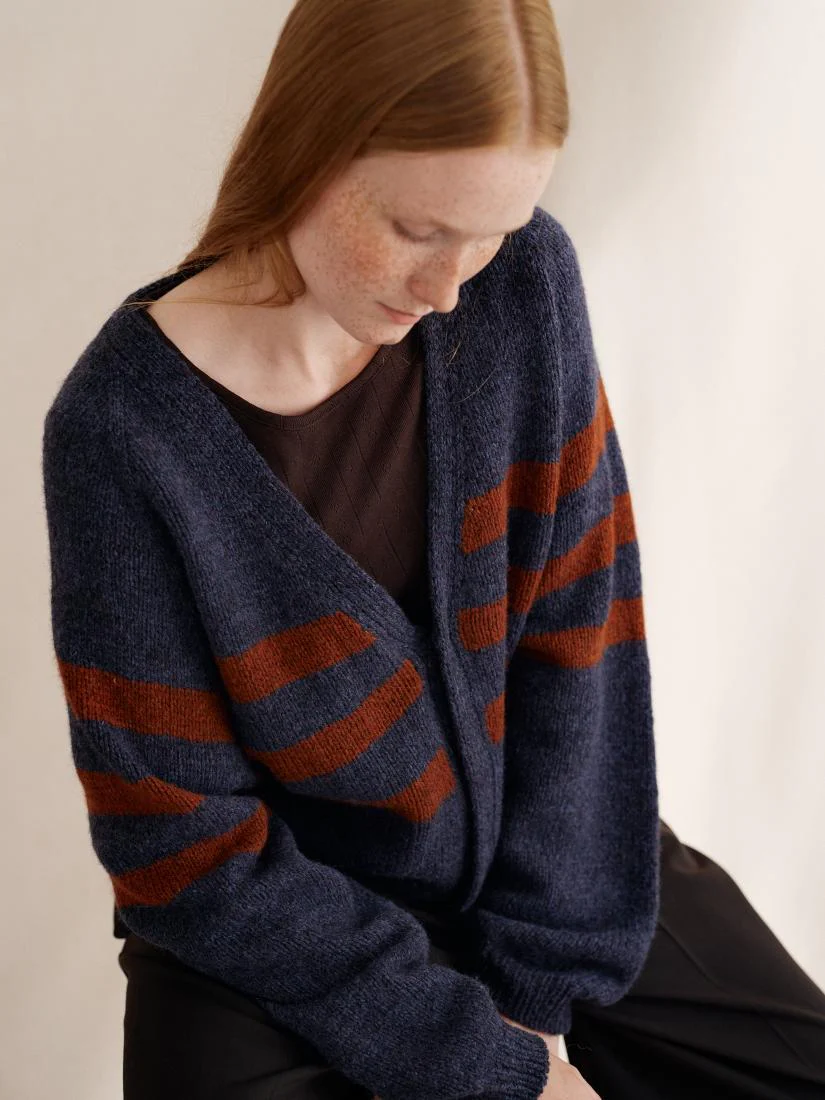Evening on the Loire Cardigan by Joanna Filip x Laine Magazine - Image 3