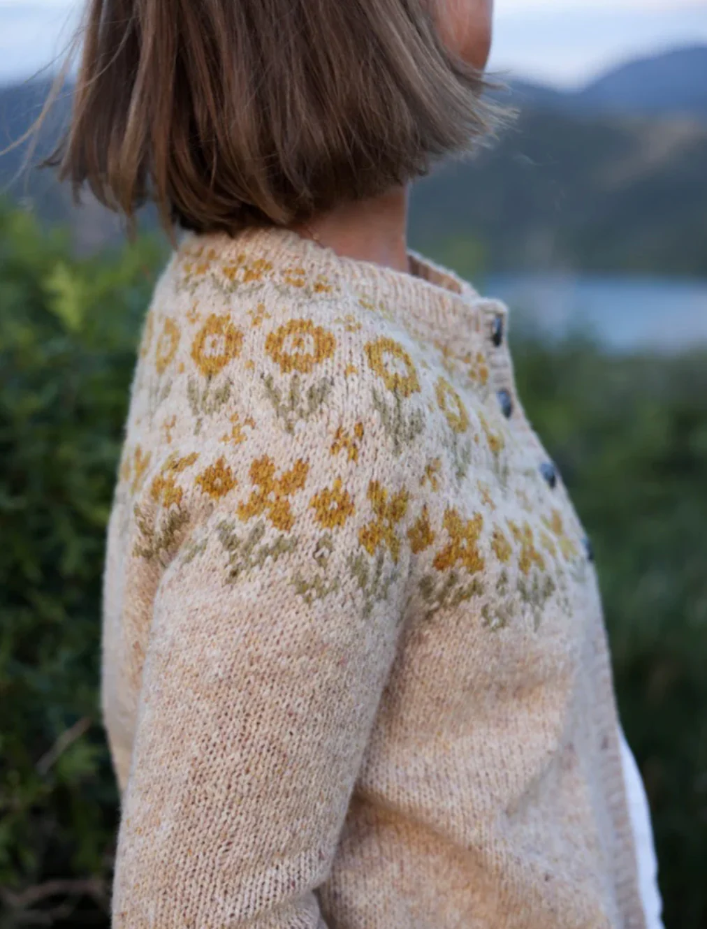 Fie Cardigan by Kristin Drysdale Scandiwork - Image 4