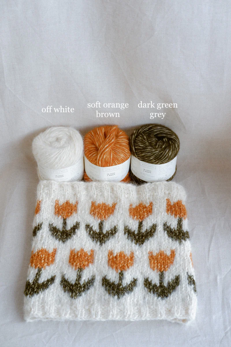 Winter Bulbs Cowl by Laura Mimosa Cafe Lanar - Image 4