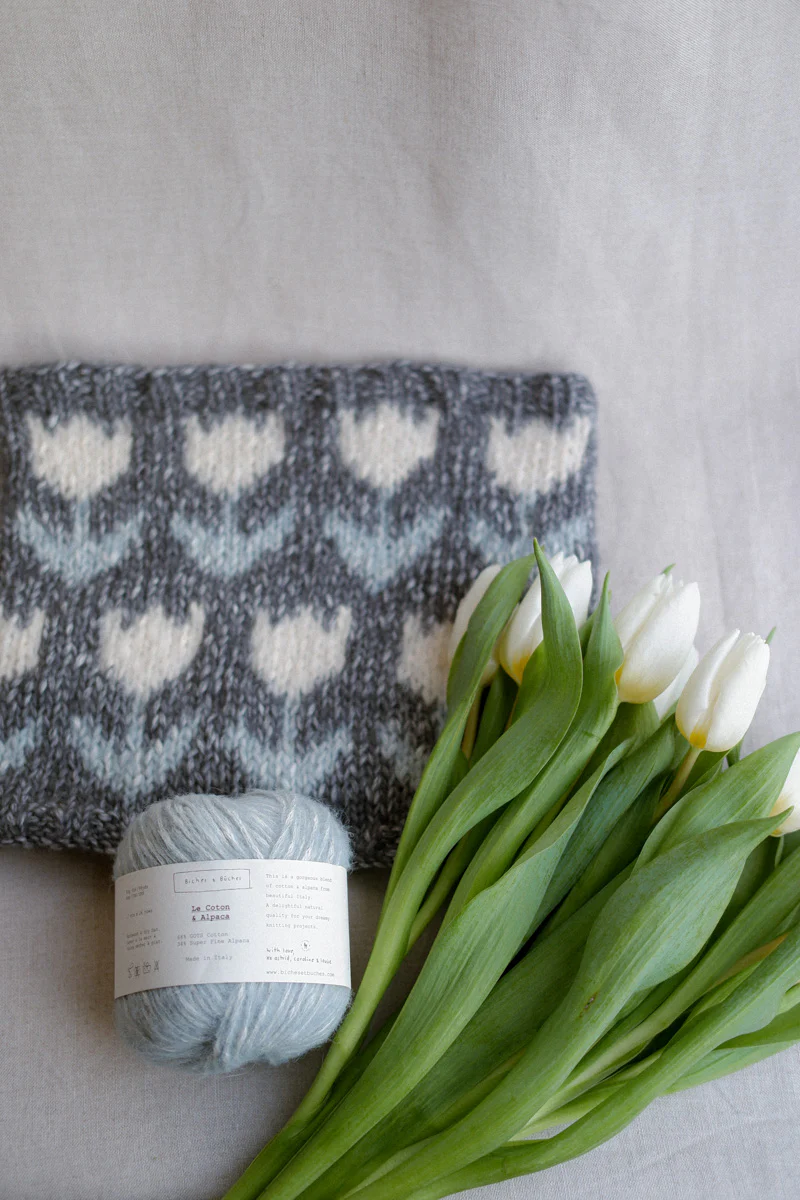 Winter Bulbs Cowl by Laura Mimosa Cafe Lanar - Image 7