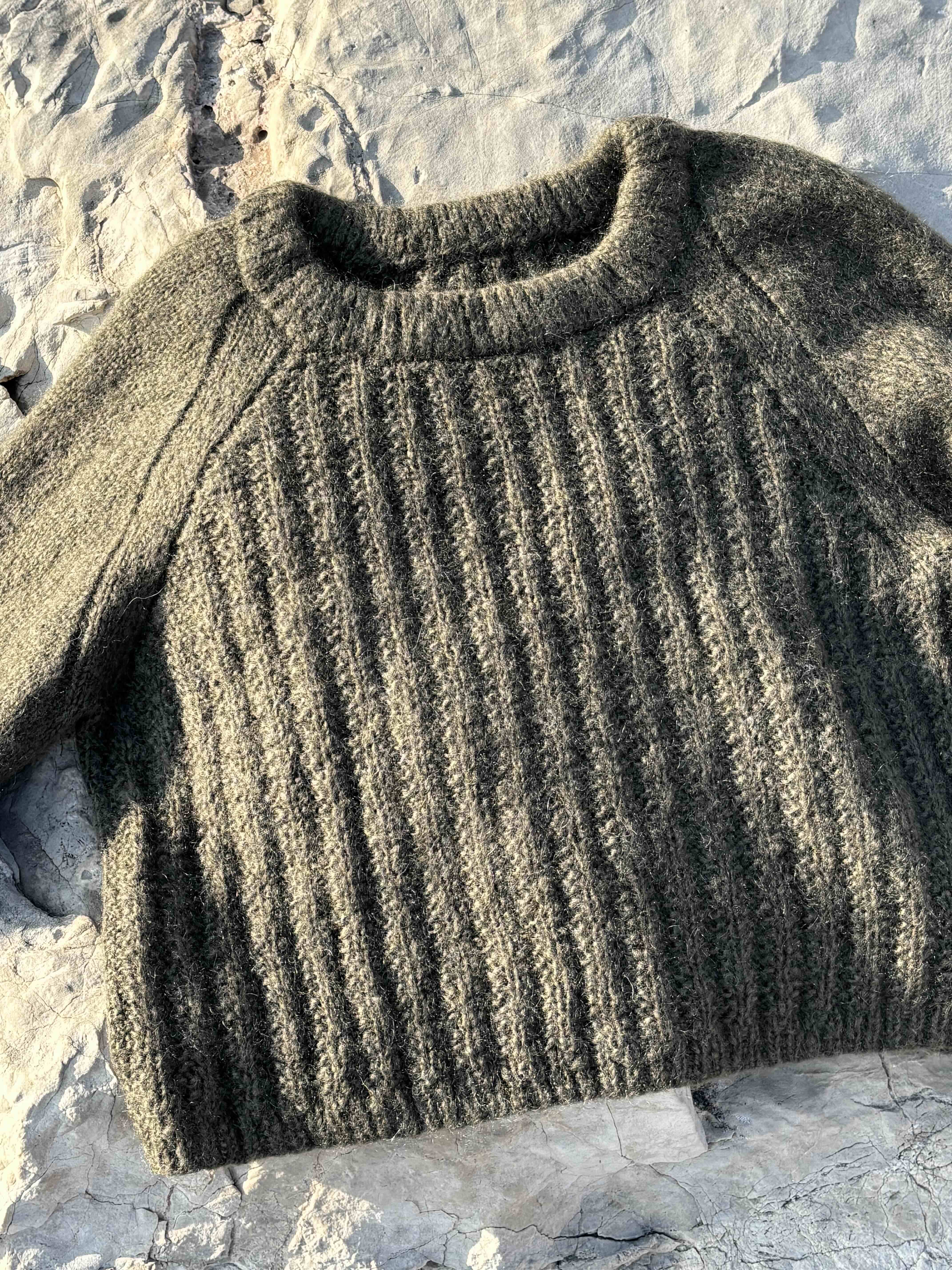 Mariza Sweater by Cécile Fombeur - Image 3
