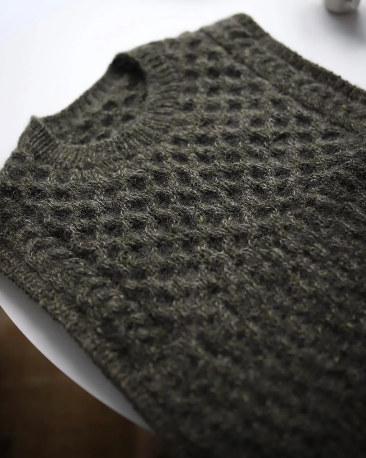 Nid Dickey-Vest by Rui Yamamuro - Image 14