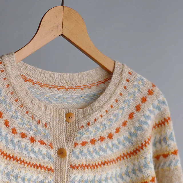 Amikomi Yoke Cardigan & Pullover by Noriko Ichikawa - Image 8