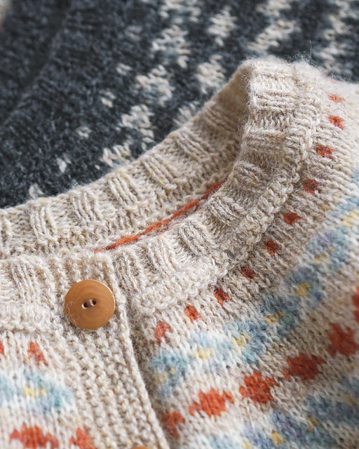 Amikomi Yoke Cardigan & Pullover by Noriko Ichikawa - Image 9