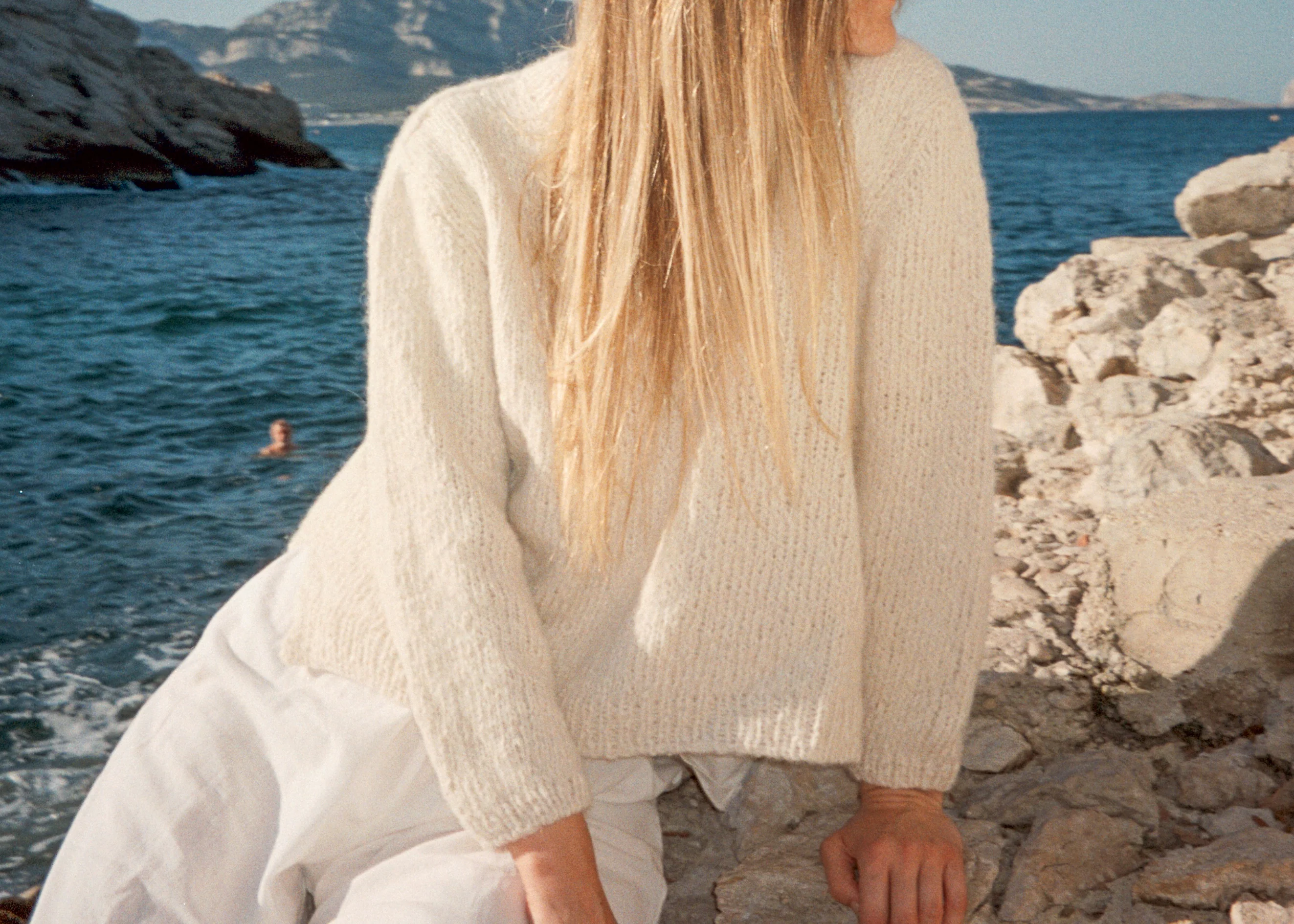 Beach Day Jumper - Image 7