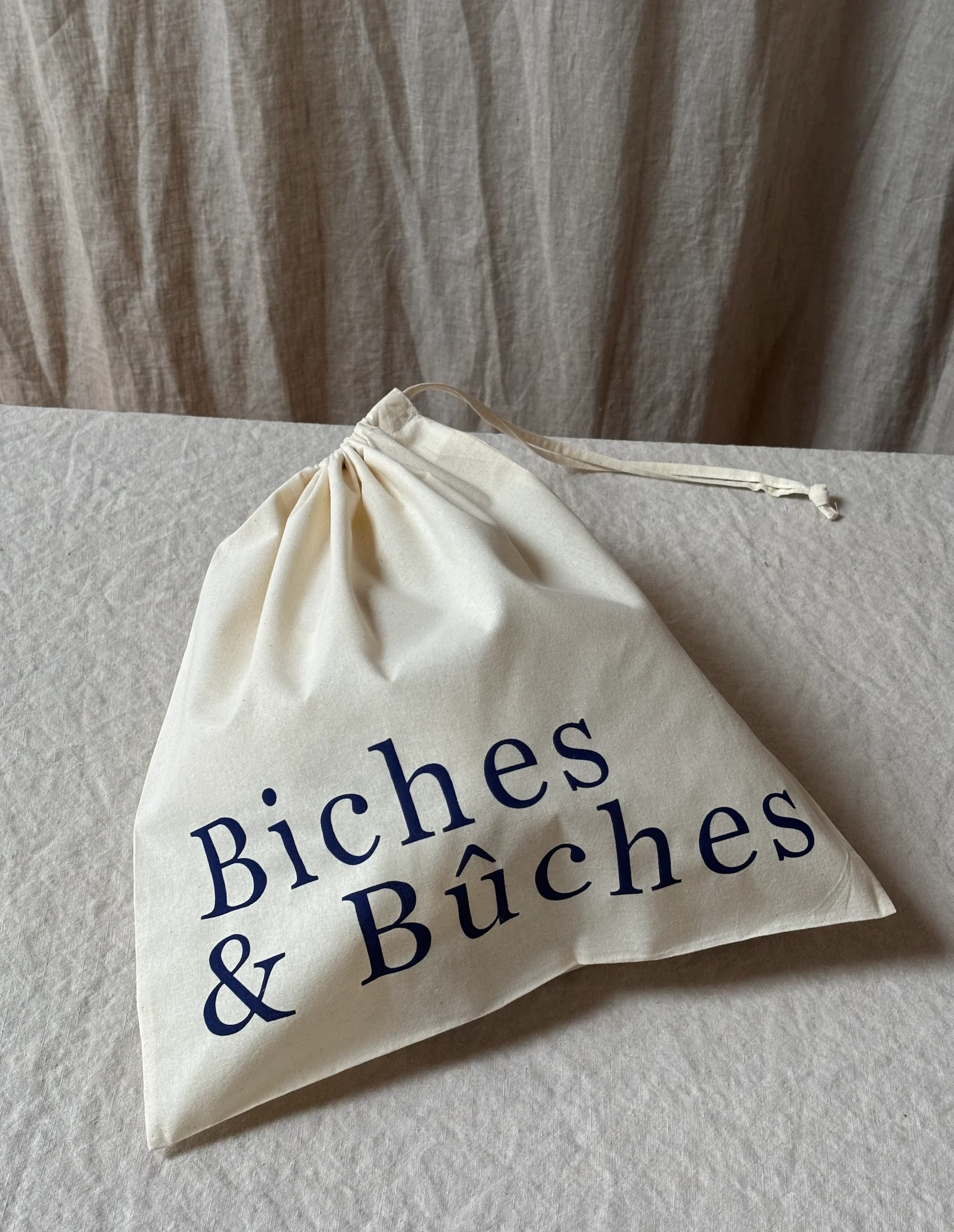 WH - The Biches & Bûches Pouch - Image 2