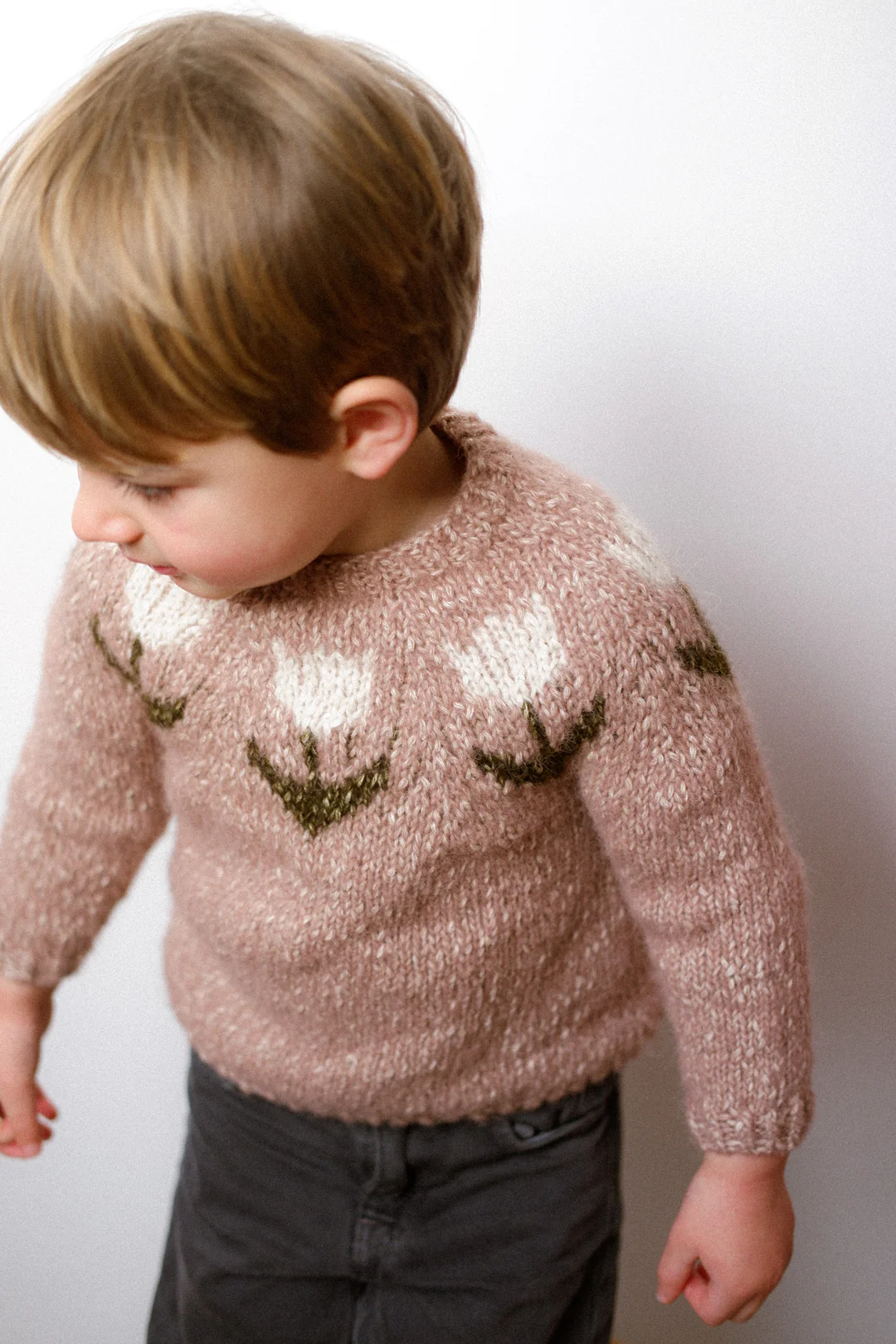Winter Bulbs Sweater Junior Version by Laura Menendez Mimosa Cafe Lanar - Image 7