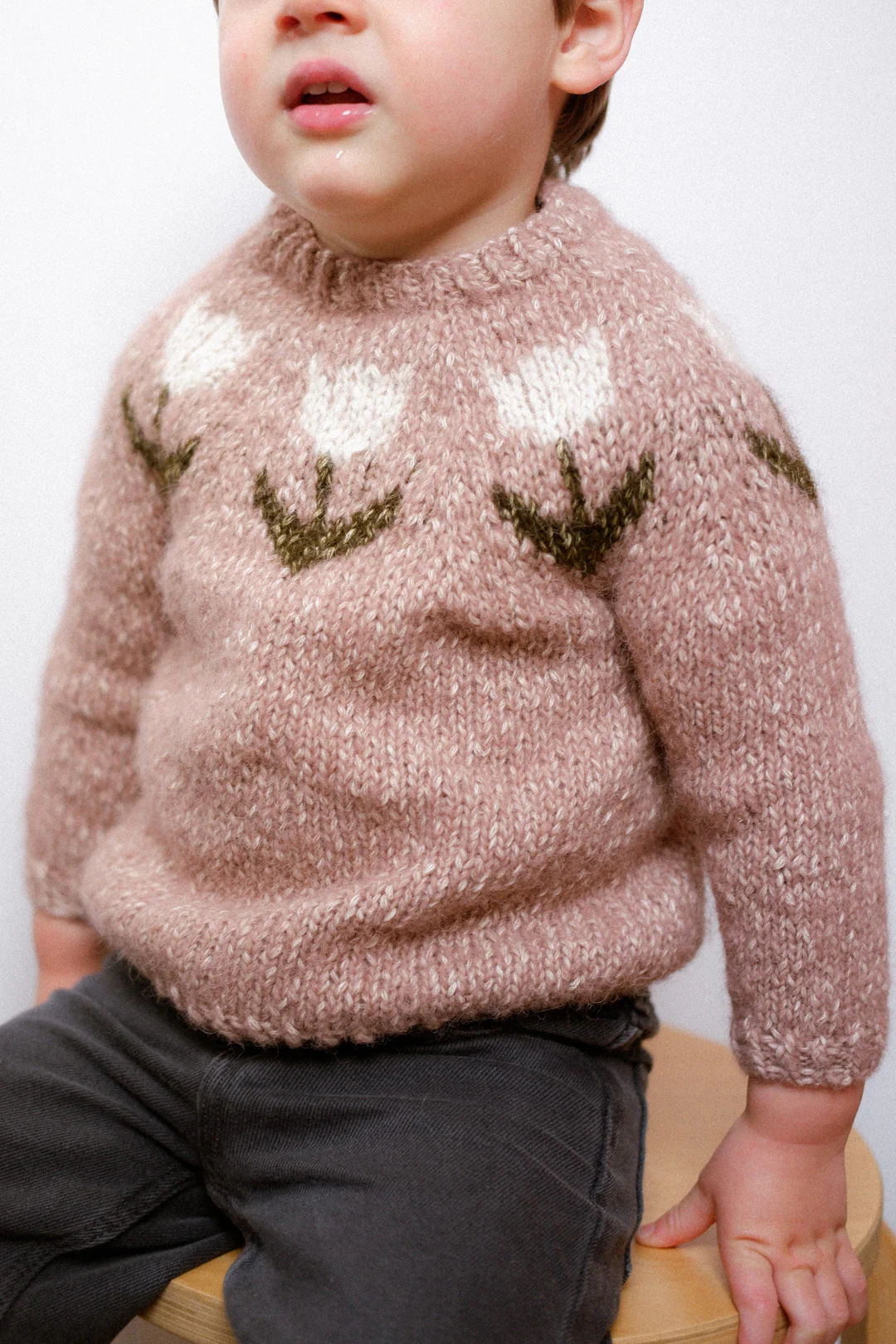 Winter Bulbs Sweater Junior Version by Laura Menendez Mimosa Cafe Lanar - Image 9